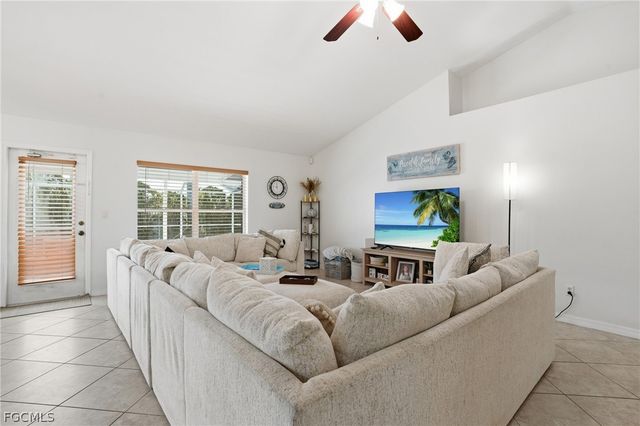 3310 NW 5th TER, Cape Coral, FL 33993