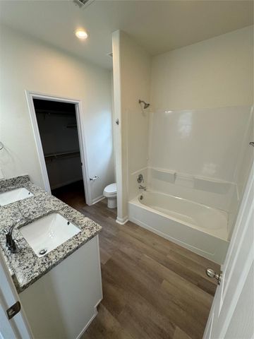 17706 Cedar Crest Drive, Conroe, TX 77306