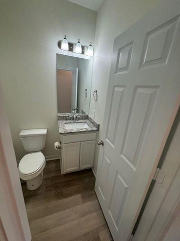 17706 Cedar Crest Drive, Conroe, TX 77306