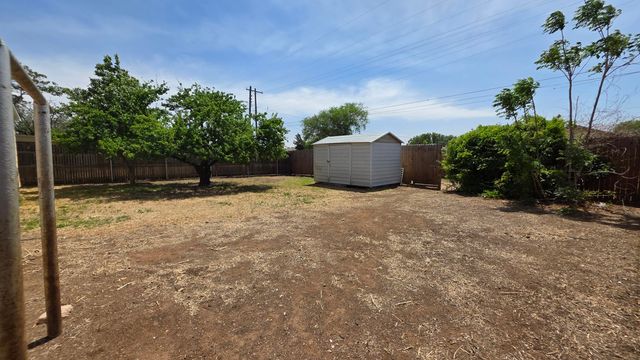2403 38th Street, Lubbock, TX 79412