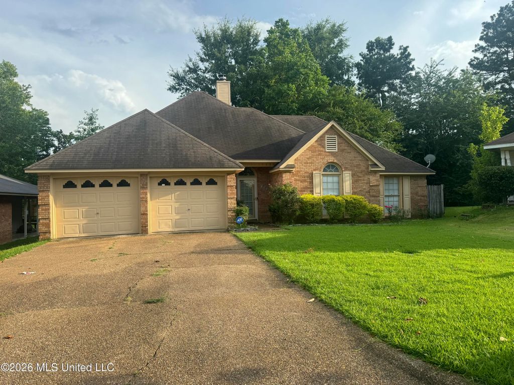 106 Marys Cove, Clinton, MS 39056