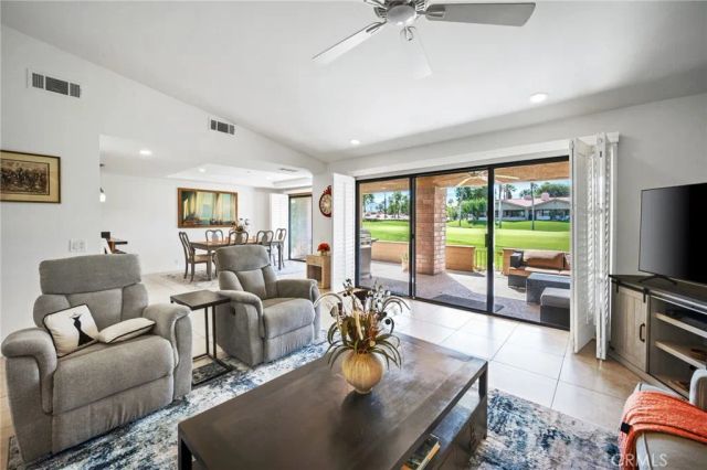 69 Camino Arroyo North, Palm Desert, CA 92260