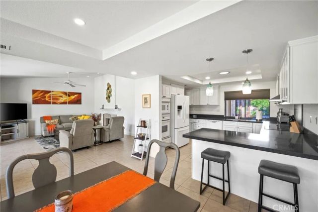 69 Camino Arroyo North, Palm Desert, CA 92260