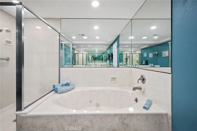 69 Camino Arroyo North, Palm Desert, CA 92260