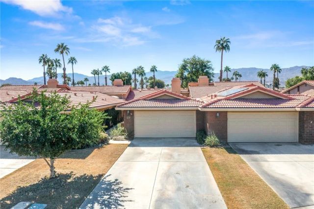 69 Camino Arroyo North, Palm Desert, CA 92260