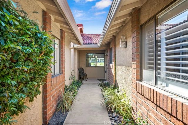 69 Camino Arroyo North, Palm Desert, CA 92260