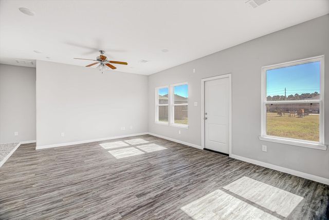 1093 Road 5102, Cleveland, TX 77327