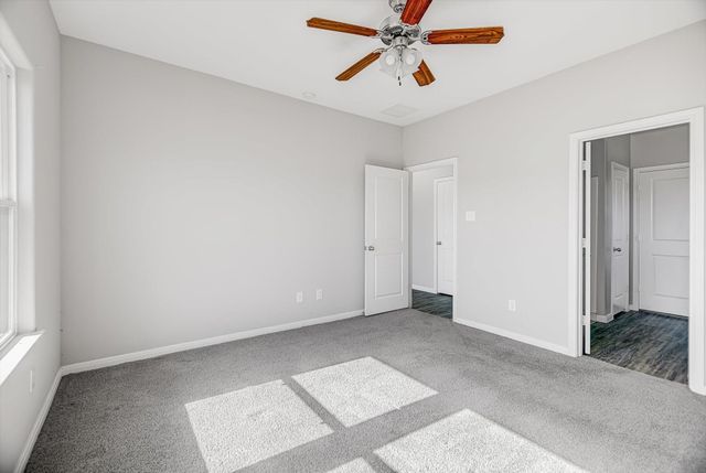 1093 Road 5102, Cleveland, TX 77327
