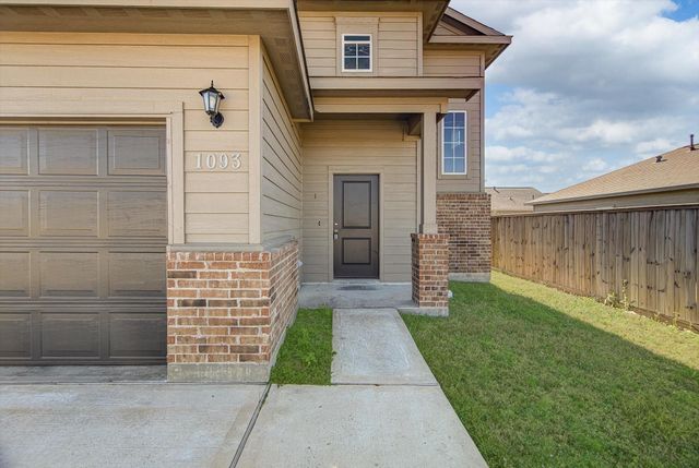 1093 Road 5102, Cleveland, TX 77327