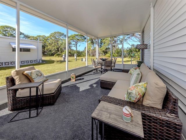 1002 JOLANDA CIRCLE, Venice, FL 34285