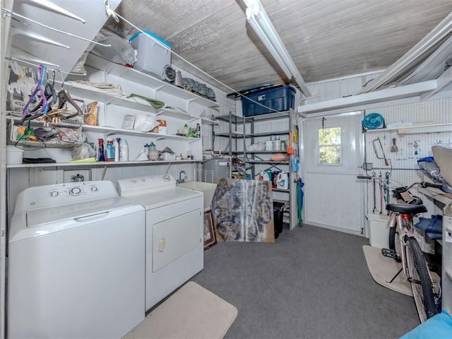 1002 JOLANDA CIRCLE, Venice, FL 34285