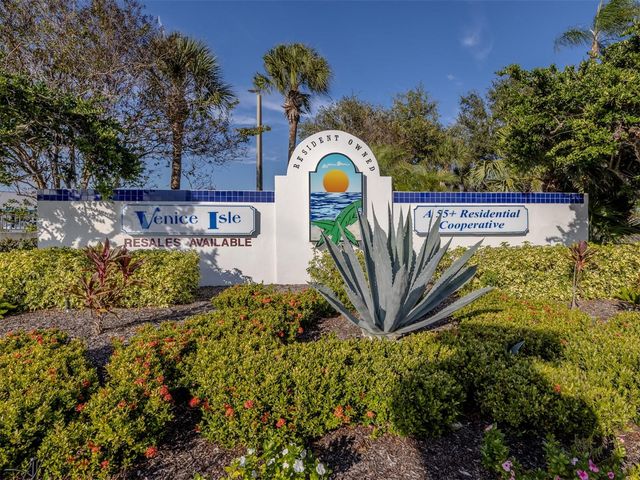 1002 JOLANDA CIRCLE, Venice, FL 34285