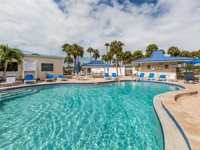 1002 JOLANDA CIRCLE, Venice, FL 34285