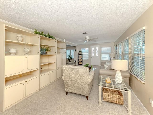 1002 JOLANDA CIRCLE, Venice, FL 34285