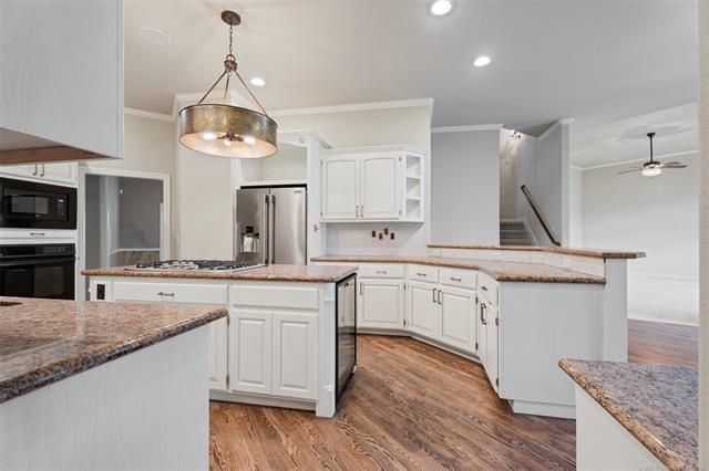 213 Ashton Drive, Broken Arrow, OK 74014