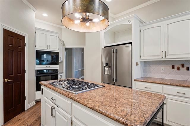 213 Ashton Drive, Broken Arrow, OK 74014