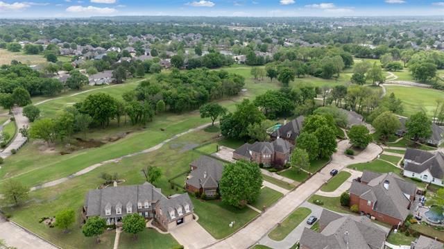 213 Ashton Drive, Broken Arrow, OK 74014