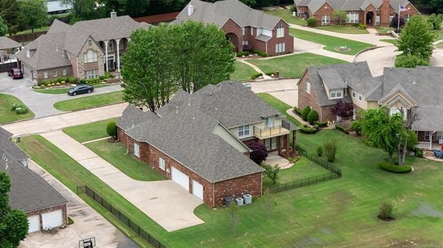 213 Ashton Drive, Broken Arrow, OK 74014