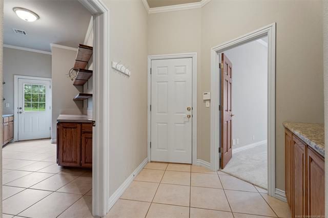 213 Ashton Drive, Broken Arrow, OK 74014