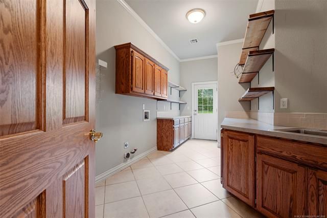 213 Ashton Drive, Broken Arrow, OK 74014