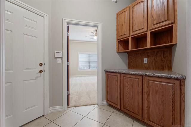 213 Ashton Drive, Broken Arrow, OK 74014