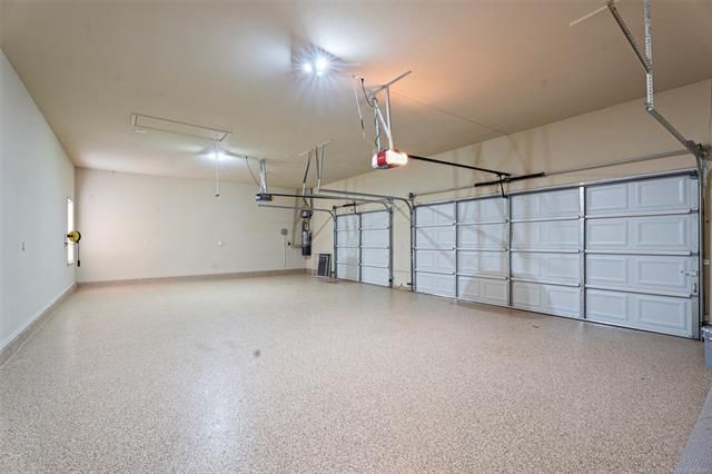 213 Ashton Drive, Broken Arrow, OK 74014