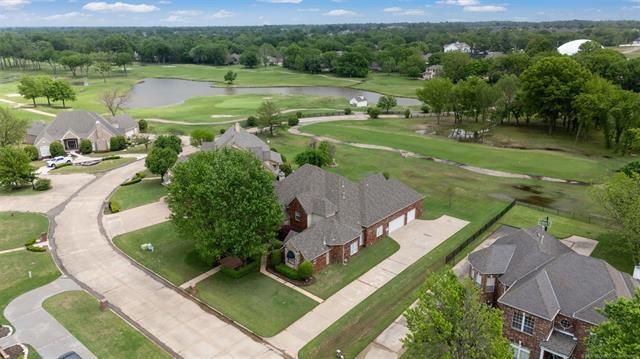 213 Ashton Drive, Broken Arrow, OK 74014