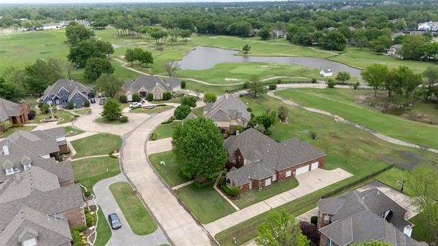 213 Ashton Drive, Broken Arrow, OK 74014
