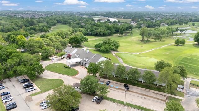 213 Ashton Drive, Broken Arrow, OK 74014