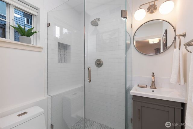 620 Lake Washington Boulevard E, Seattle, WA 98112