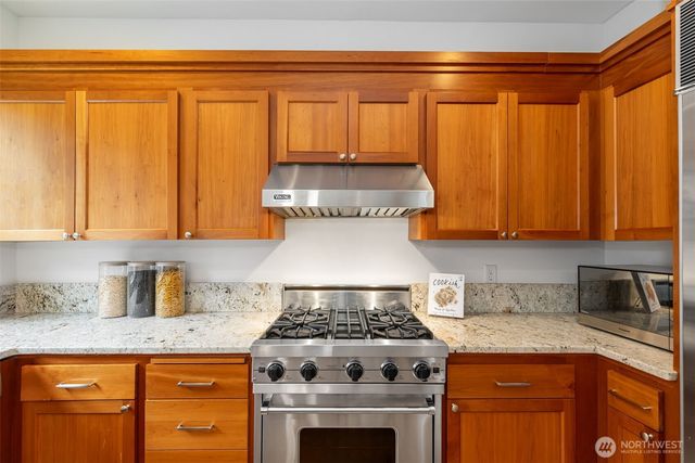 620 Lake Washington Boulevard E, Seattle, WA 98112