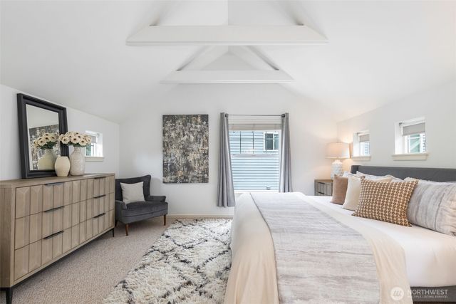 620 Lake Washington Boulevard E, Seattle, WA 98112