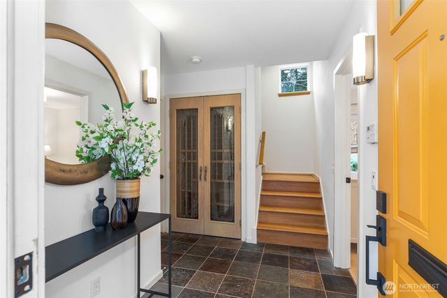 620 Lake Washington Boulevard E, Seattle, WA 98112