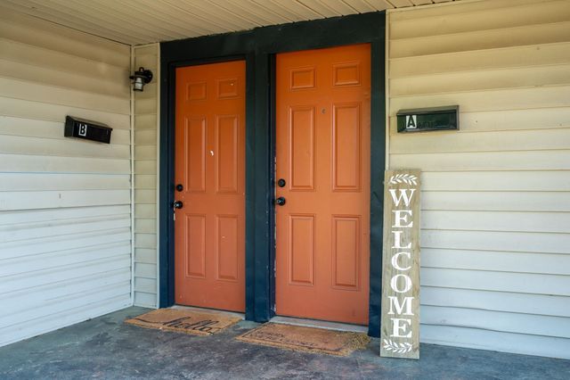 211 California Avenue, Spartanburg, SC 29303