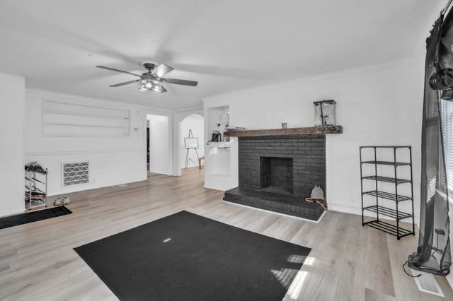 211 California Avenue, Spartanburg, SC 29303