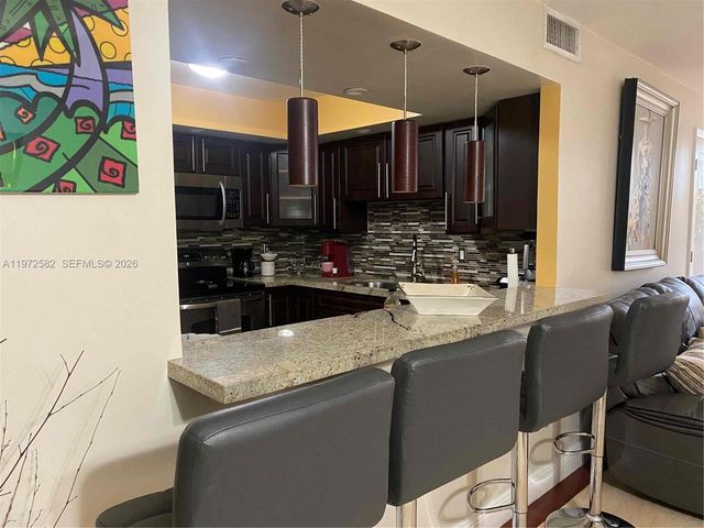 200 Leslie Dr 225, Hallandale Beach, FL 33009