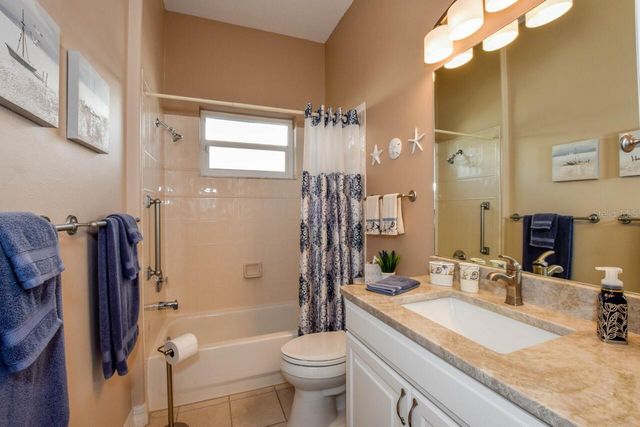 657 CROSSFIELD CIRCLE 6, Venice, FL 34293