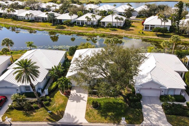 657 CROSSFIELD CIRCLE 6, Venice, FL 34293