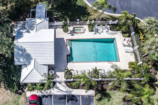 657 CROSSFIELD CIRCLE 6, Venice, FL 34293