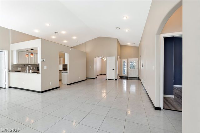 5049 Forest Oaks Drive, Las Vegas, NV 89149