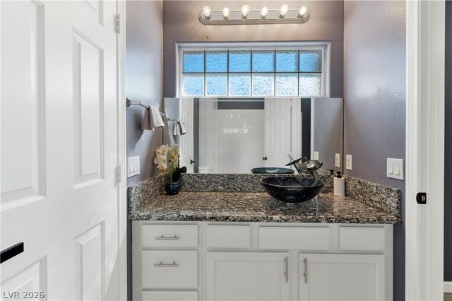 5049 Forest Oaks Drive, Las Vegas, NV 89149