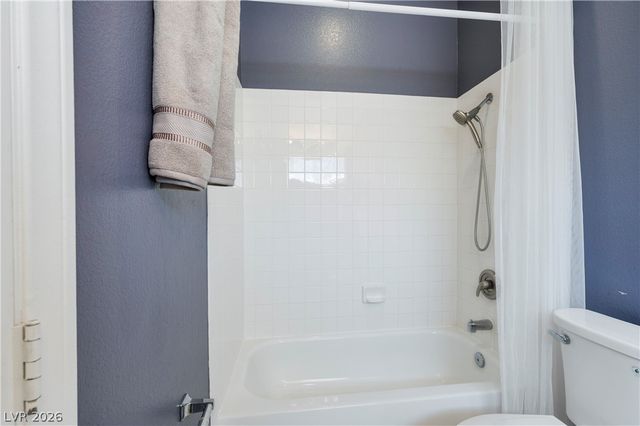 5049 Forest Oaks Drive, Las Vegas, NV 89149