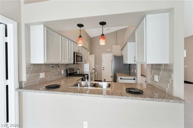 5049 Forest Oaks Drive, Las Vegas, NV 89149
