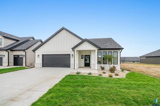 5917 E Rush St Street, Sioux Falls, SD 57110