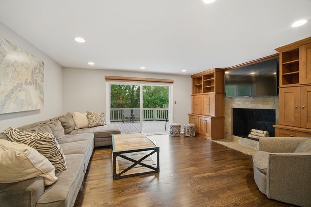 1473 Arbor Lane, Northbrook, IL 60062