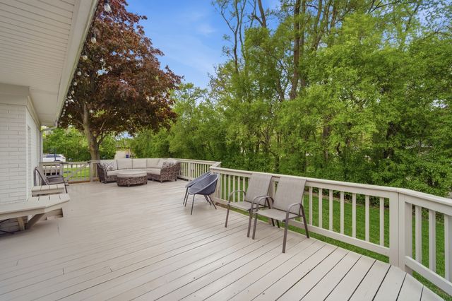 1473 Arbor Lane, Northbrook, IL 60062