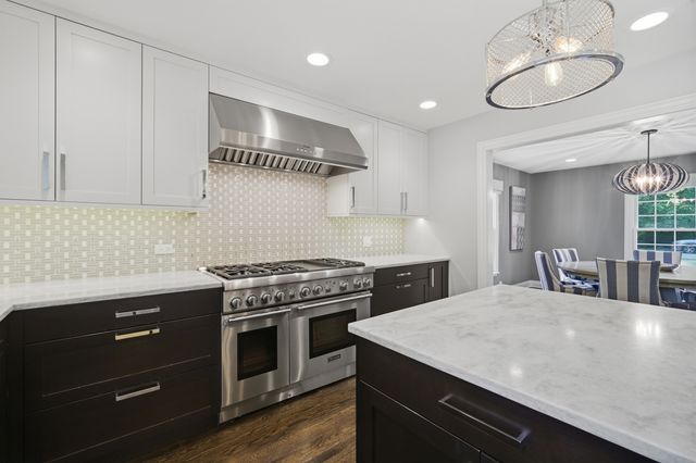1473 Arbor Lane, Northbrook, IL 60062