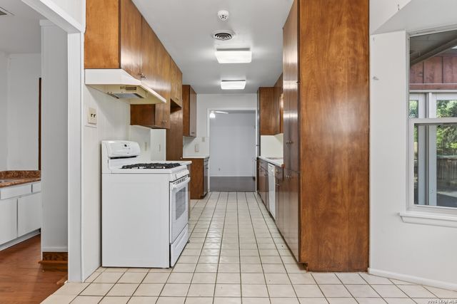 622 Patricia, San Antonio, TX 78216