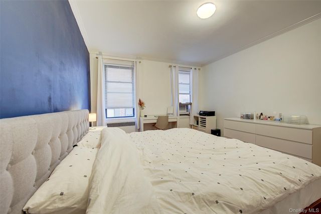 167-10 Crocheron Avenue 3L, Flushing, NY 11358
