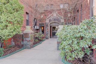 167-10 Crocheron Avenue 3L, Flushing, NY 11358